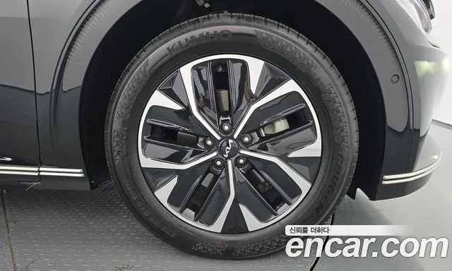 Kia EV6 — Фото автомобиля 6