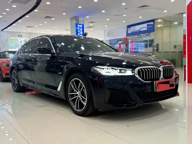 BMW BMW 5 Series New Energy 2021 535Le M Sport Package — Фото автомобиля 3