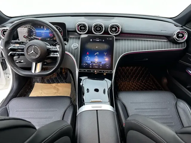 Mercedes-Benz C-Class — Фото автомобиля 8