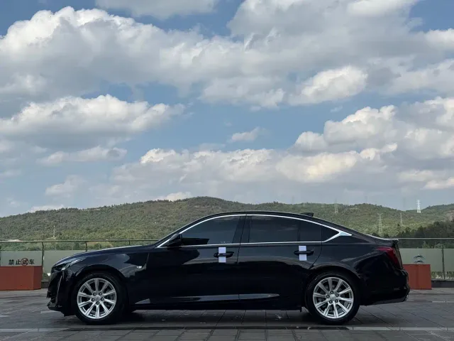 Cadillac CT5 — Фото автомобиля 10