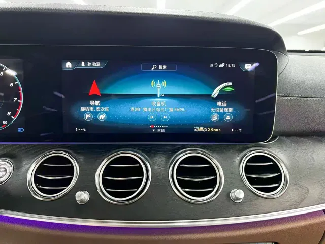 Mercedes-Benz E-Class — Фото автомобиля 13