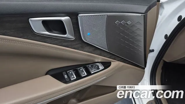 Kia K8 Hybrid — Фото автомобиля 20