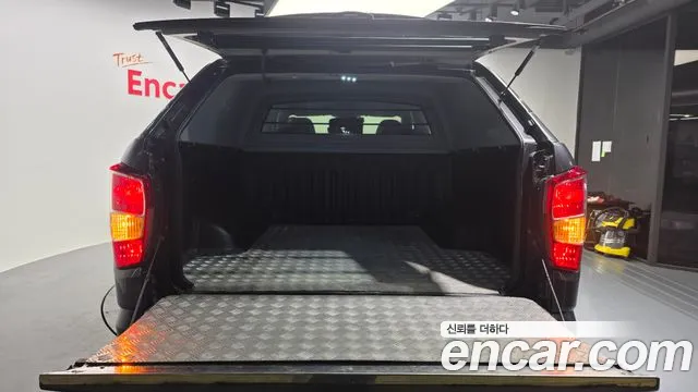 KG_Mobility_Ssangyong Rexton Новый Rexton Sport Khan Дизель 2.2 4WD — Фото автомобиля 20