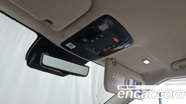 Kia Carnival — Фото автомобиля 28