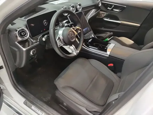 Mercedes-Benz C-Class — Фото автомобиля 14