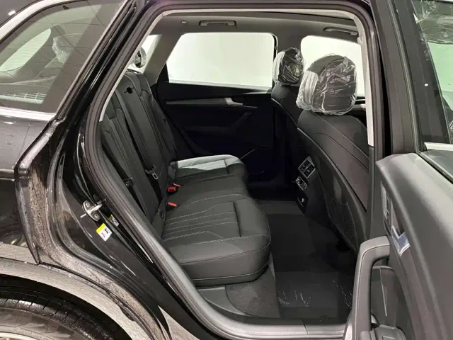 Audi Q5L — Фото автомобиля 6