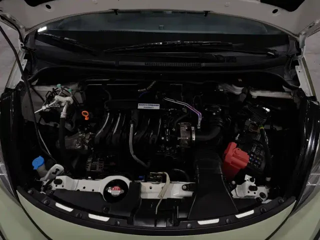 Honda Fit — Фото автомобиля 6