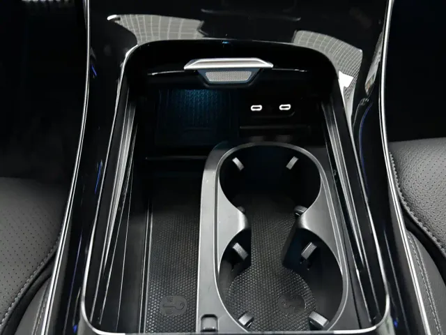 Mercedes-Benz C-Class — Фото автомобиля 20
