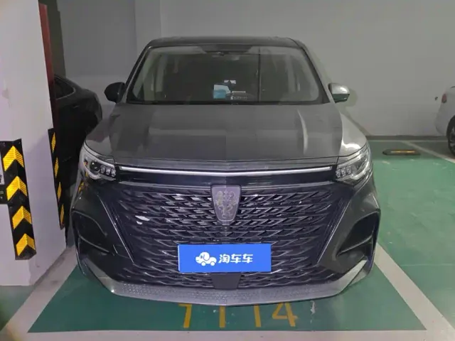 Roewe iMAX8 — Фото автомобиля 2