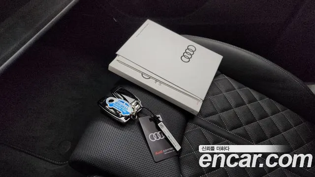 Audi Q8 55 TFSI quattro Premium — Фото автомобиля 15