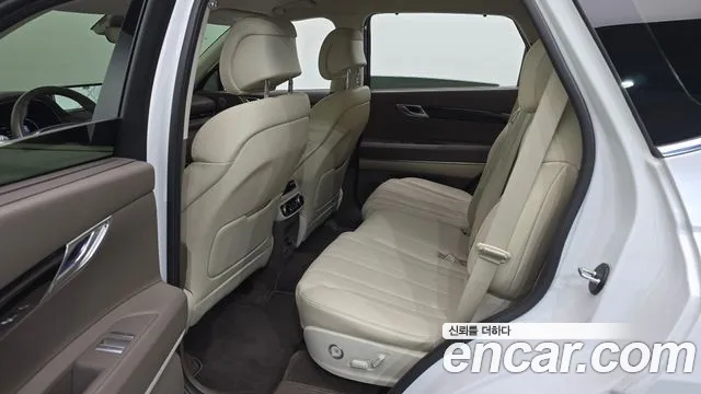 Genesis GV80 — Фото автомобиля 25