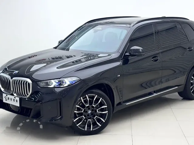 BMW X5 — Фото автомобиля 4