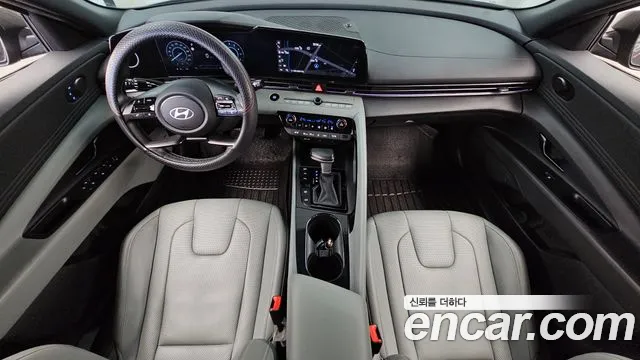 Hyundai Avante — Фото автомобиля 10