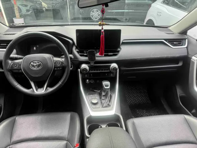 Toyota Wildlander — Фото автомобиля 5