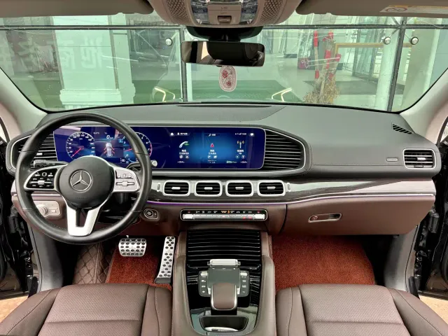 Mercedes-Benz GLE-Class — Фото автомобиля 12