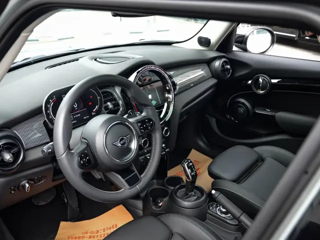 MINI Hatch — Фото автомобиля 17