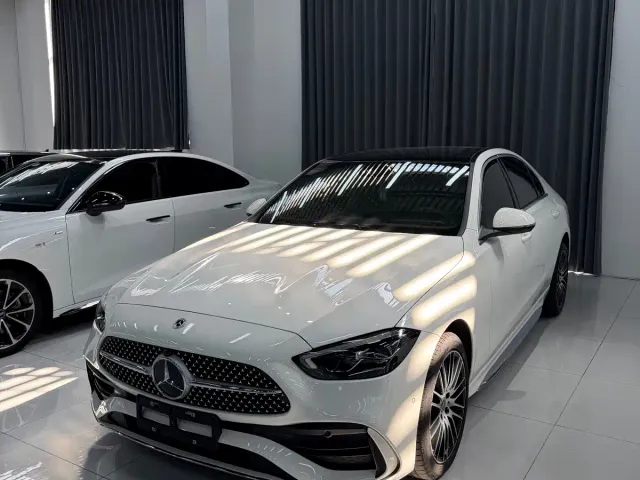 Mercedes-Benz C-Class — Фото автомобиля 3