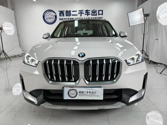 BMW X1 — Фото автомобиля 2