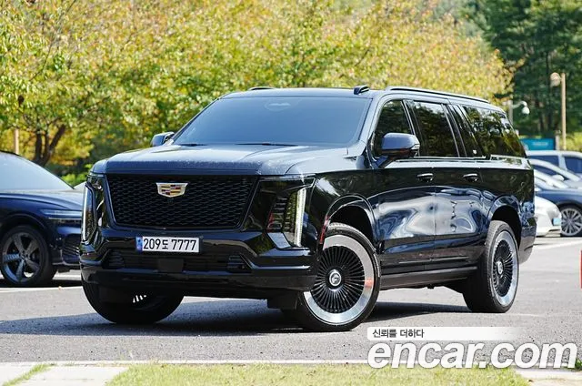 Фотография автомобиля — Cadillac Escalade Generation 5