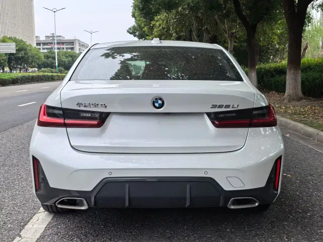 BMW 3 Series — Фото автомобиля 2