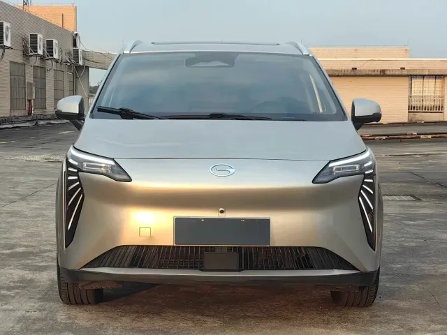 GAC Aion Y — Фото автомобиля 2