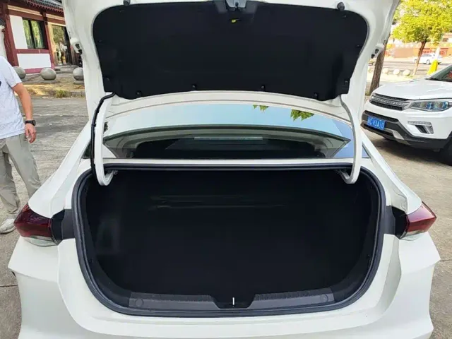 GAC Trumpchi Emkoo — Фото автомобиля 18