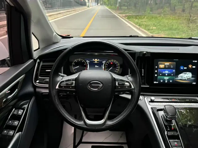 GAC Trumpchi M8 — Фото автомобиля 8