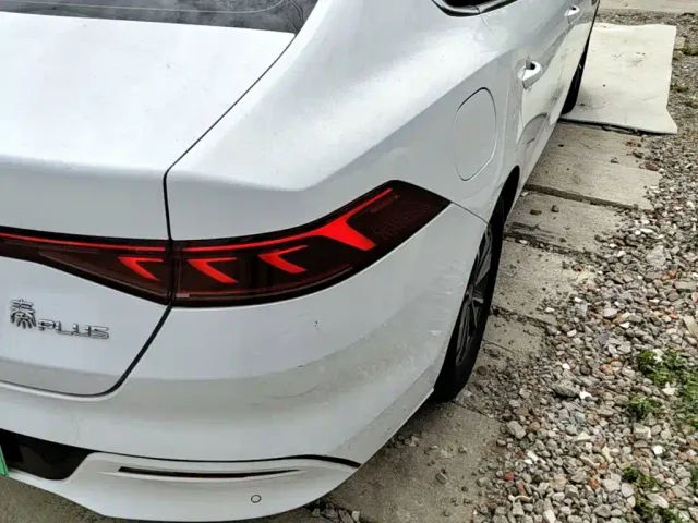 BYD Qin PLUS — Фото автомобиля 7