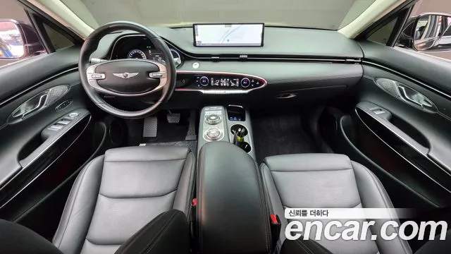 Genesis GV70 — Фото автомобиля 10