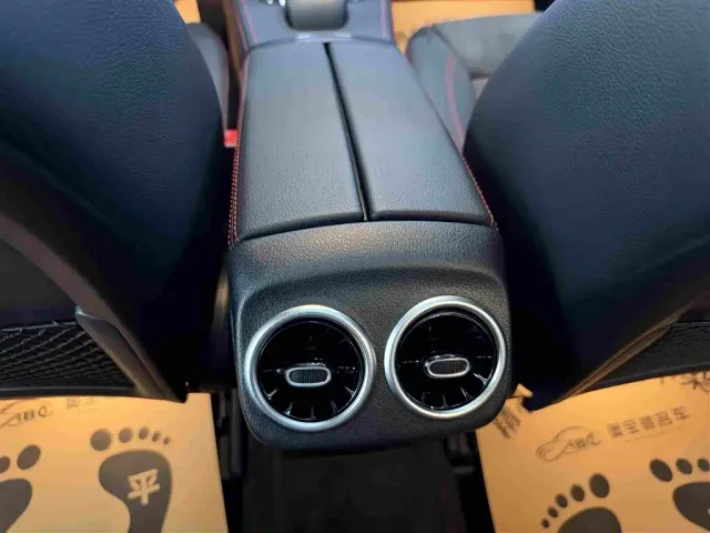 Mercedes-Benz A-Class — Фото автомобиля 13