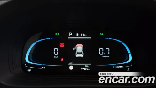 Hyundai Venue — Фото автомобиля 11
