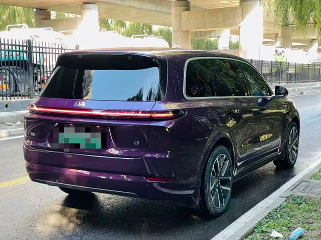 Li Auto L9 — Фото автомобиля 4