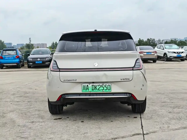 Baojun Cloud — Фото автомобиля 5
