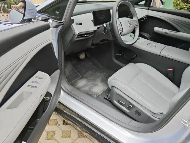 Nissan N7 — Фото автомобиля 12