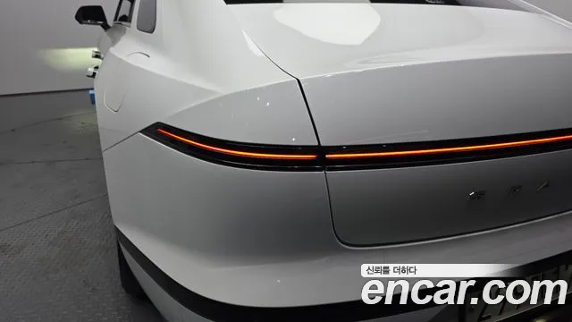 Hyundai Grandeur GN7 — Фото автомобиля 8