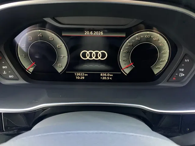 Audi Q3 — Фото автомобиля 8