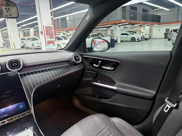 Mercedes-Benz C-Class — Фото автомобиля 6