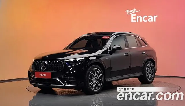Фотография автомобиля — Mercedes-Benz GLC-Class