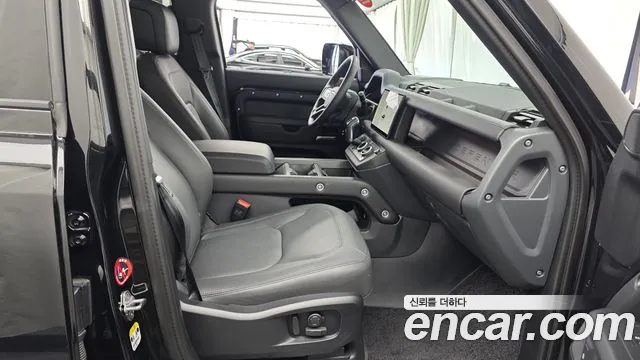 Land Rover Defender L663 — Фото автомобиля 16