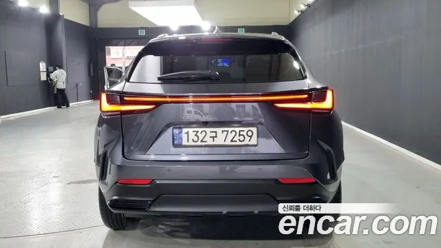 Lexus NX 2nd Gen — Фото автомобиля 4