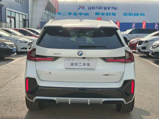 BMW X1 — Фото автомобиля 4