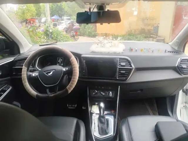 Jetta VS7 — Фото автомобиля 12