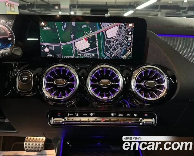 Mercedes-Benz EQA — Фото автомобиля 3