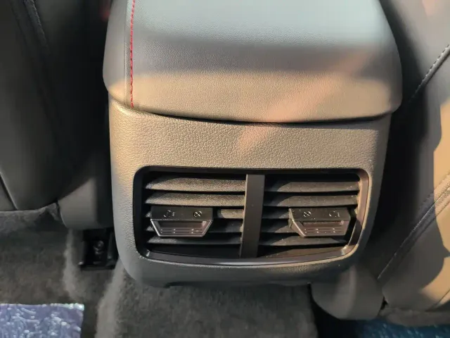 Hyundai Sonata — Фото автомобиля 15