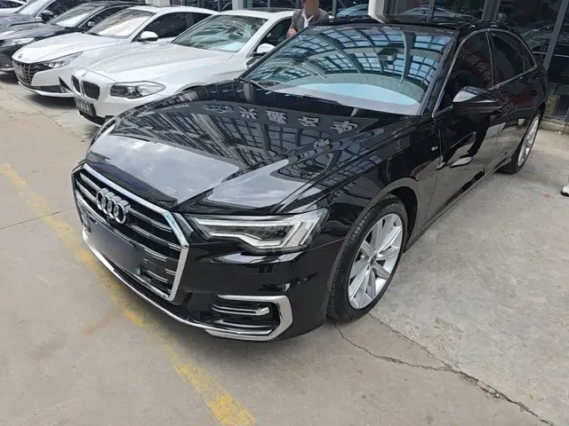 Фотография автомобиля — Audi A6L