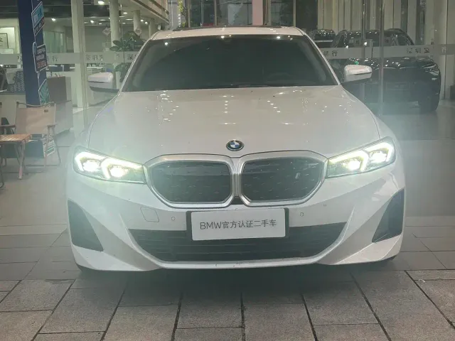 BMW i3 — Фото автомобиля 2