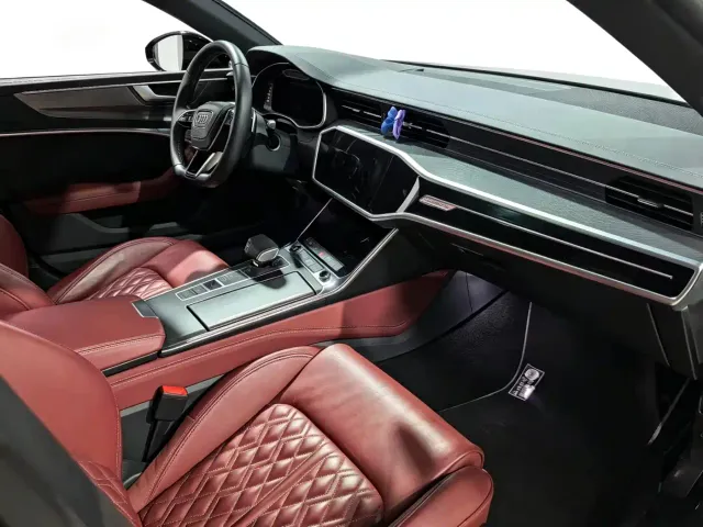 Audi A7L — Фото автомобиля 5