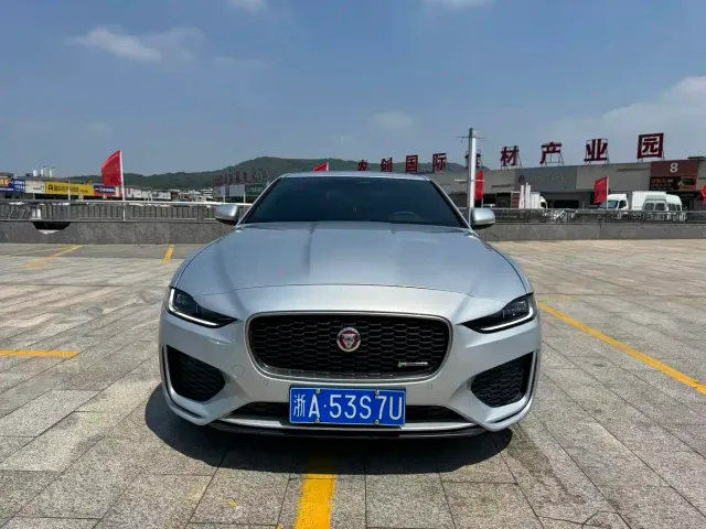 Jaguar XEL — Фото автомобиля 2