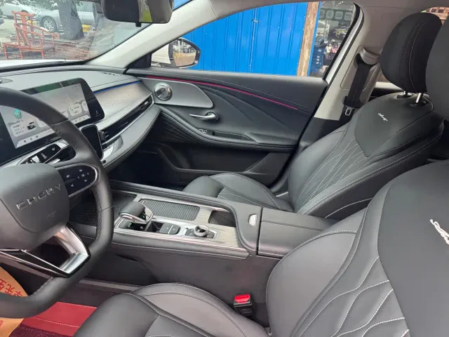 Chery Arrizo 8 — Фото автомобиля 7