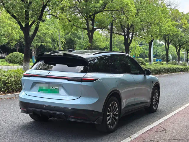 Nio ES6 — Фото автомобиля 13